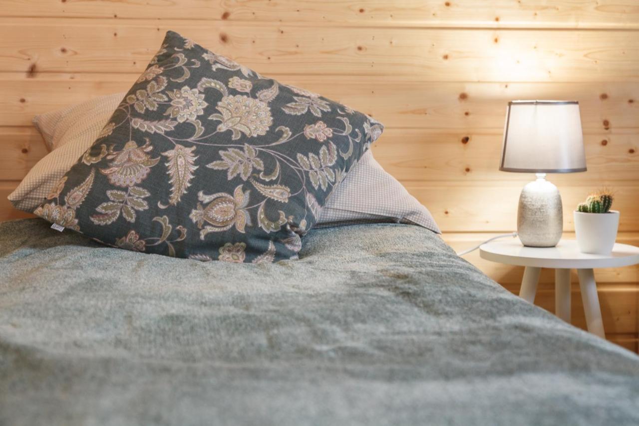 Domki Dobra Miejscowka 50 M Od Jeziora Solinskiego Sauna Jacuzzi 504-978-418 Polańczyk エクステリア 写真